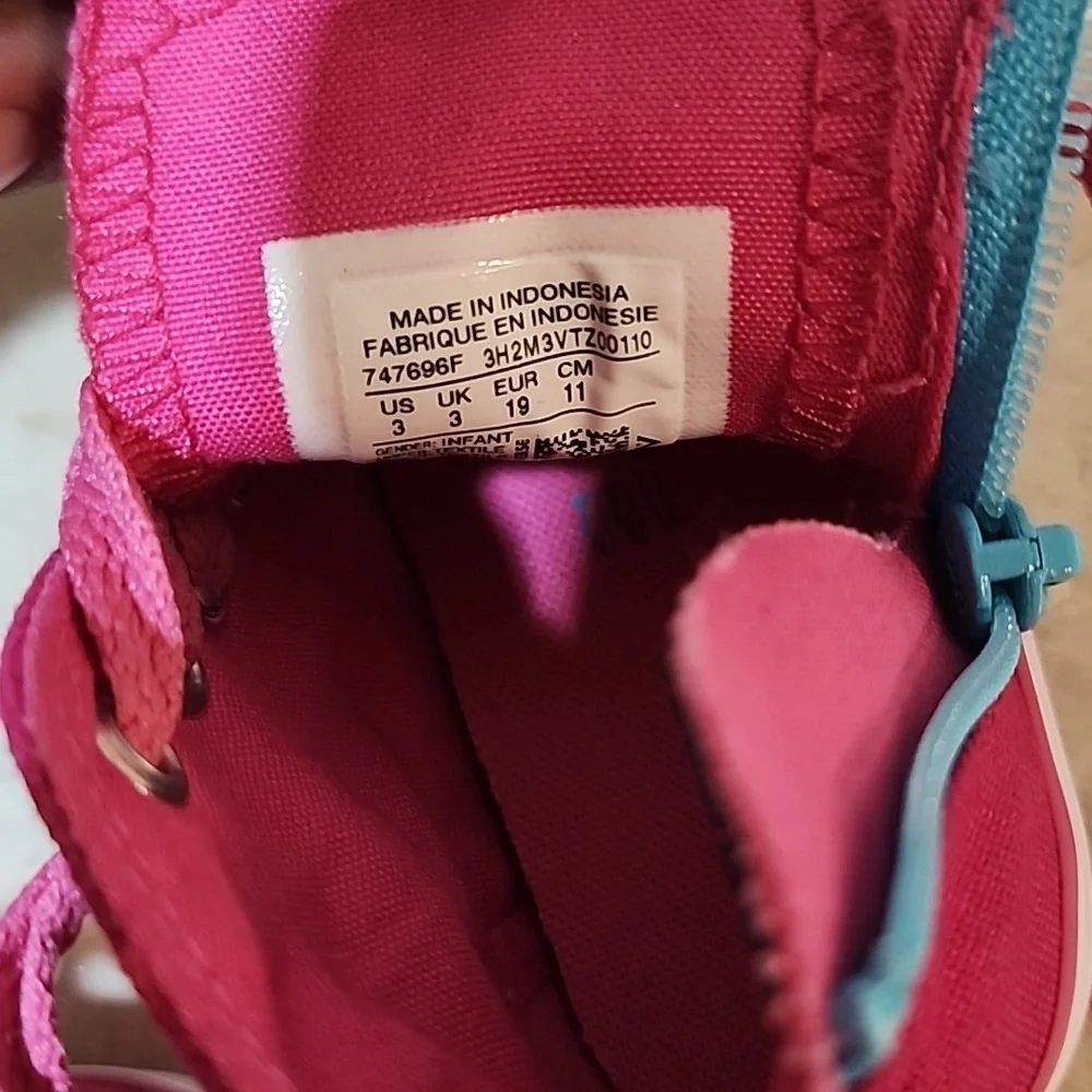 Toddlers Converse Sneakers size 3t